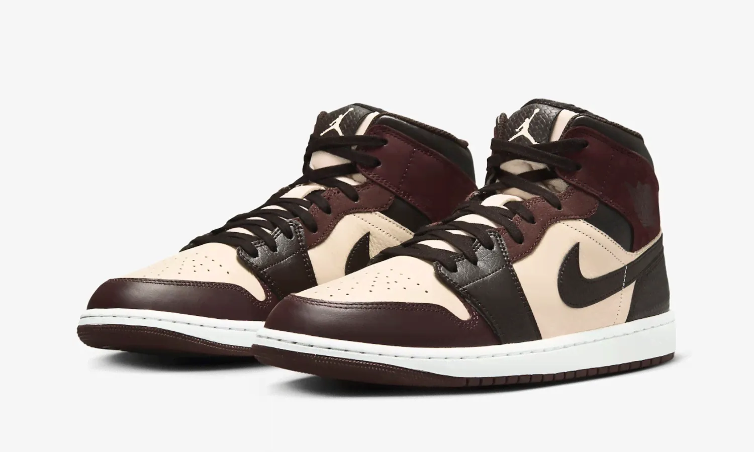 Кроссовки Nike Air Jordan 1 Mid SE Paris YMCA