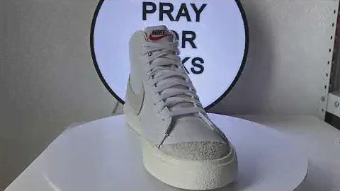 W Nike Blazer Mid 77