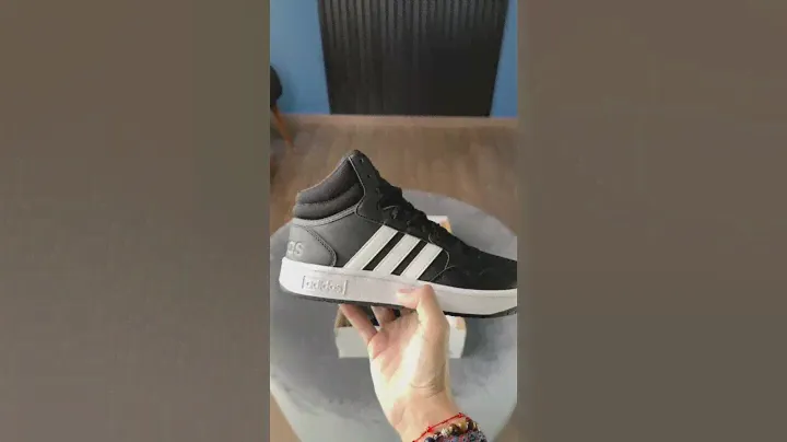 Nouvelle collection adidas Hoops 3.0 Mid!🔥Dispo en pointures 41 1/3  à  44, Quantités Limitées🚨