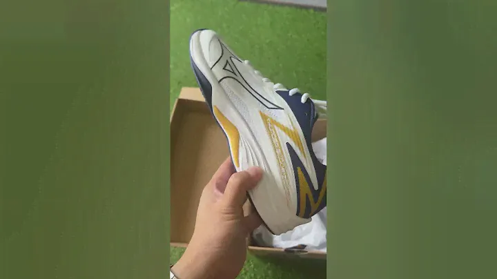 Giày Mizuno cầu lông thunder blade Z